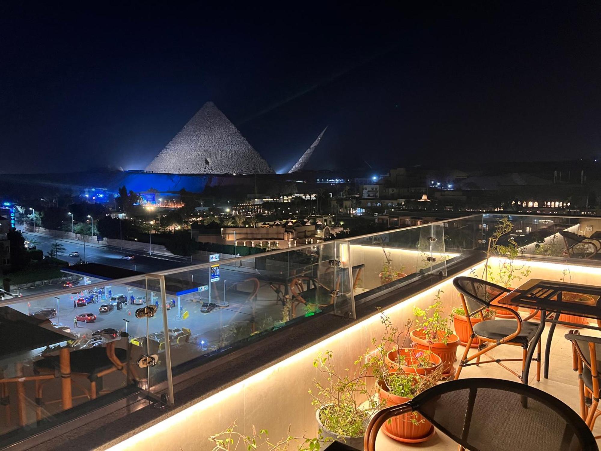 Dream Inn Pyramids View Kafrat al Jabal Exterior photo